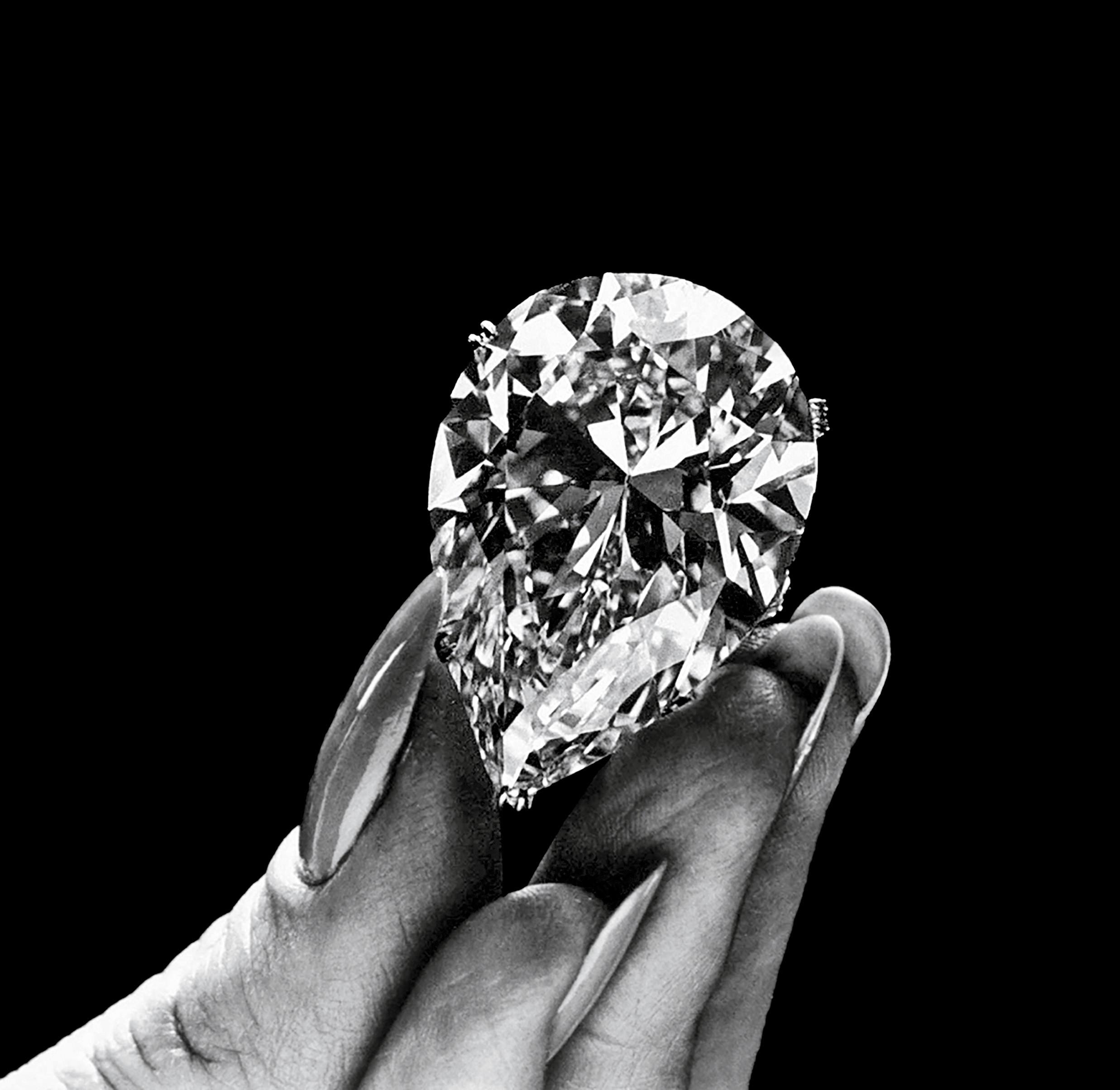 钻石回收这些钻石饰品很受欢迎