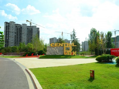 万科施工现场坍塌事故后续 夜间施工静悄悄