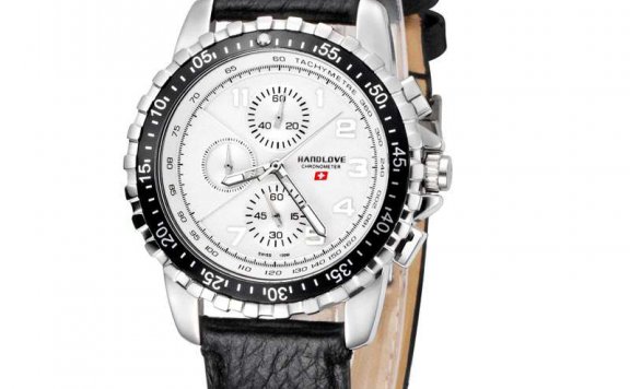 手表调整日期和时间的注意事项