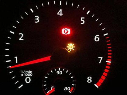 双手就能辨别车辆故障，你居然不会？