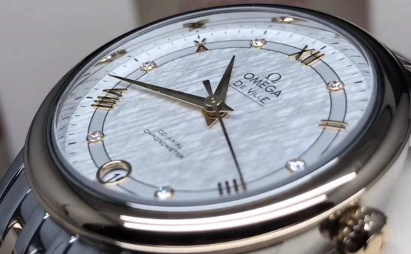 典当网分享手表典当机构以及典当技巧