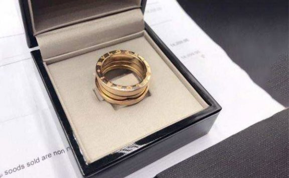 十大奢侈品戒指排行榜:蒂芙尼和宝格丽哪个更保值