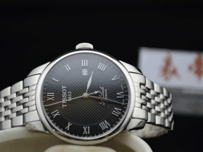 二手奢侈品交易火热 典当行名包名表扎堆