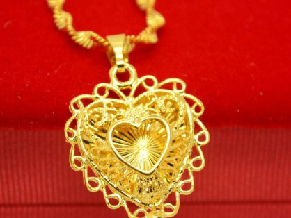 黄金回收行业现状如何？试金石、火枪要小心