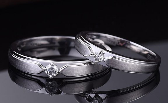 保管好购买小票资料可以提高钻石回收价格