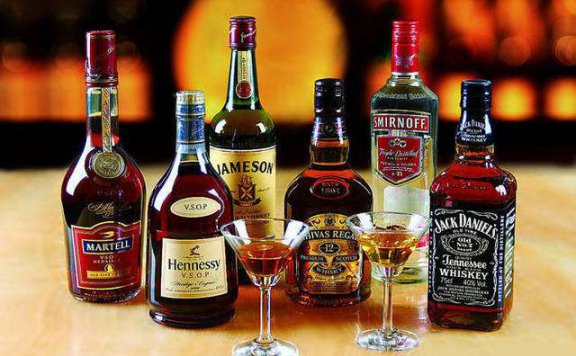 兑铺回收网茅台洋酒回收，购物卡回收，京东卡，加油卡，天虹卡等