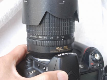 尼康D80单反相机套机(18-135镜头)1300元