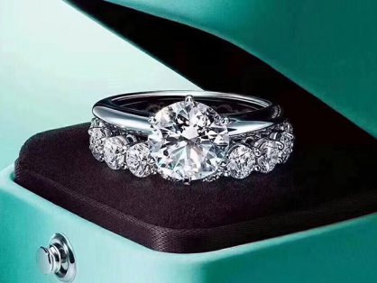 典当行怎么进行钻石回收