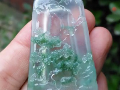 翡翠雕刻工艺出精品