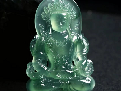 翡翠和玉二者之间有哪些区别