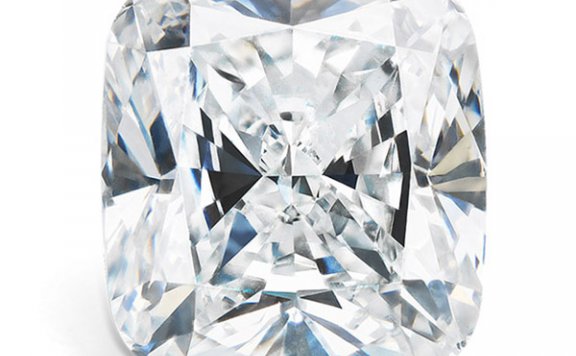 同样重量的钻石，枕形和圆形哪个比较贵